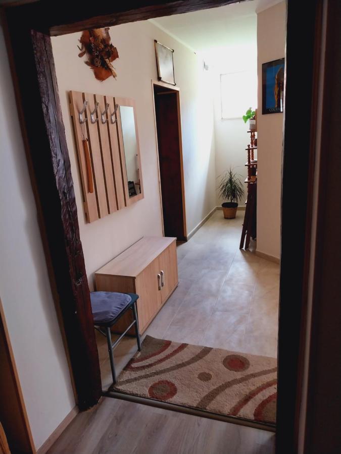 ObanyaLovas Vendeghaz公寓 外观 照片